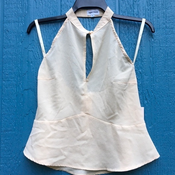 NWT Superdown Kristina Blush Button Neck Halter Keyhole Blouse Women’s Size S - Picture 2 of 5